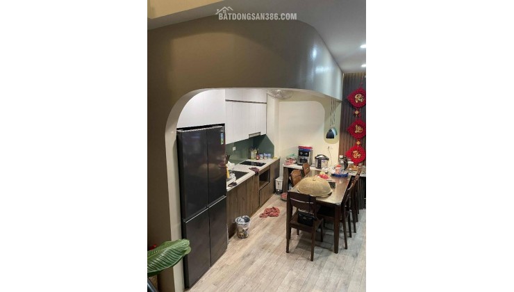 Bán nhà Hồ Tùng Mậu – gần phố – gần ô tô – mặt tiền rộng hiếm có – nội thất thiết kế riêng – vào ở ngay